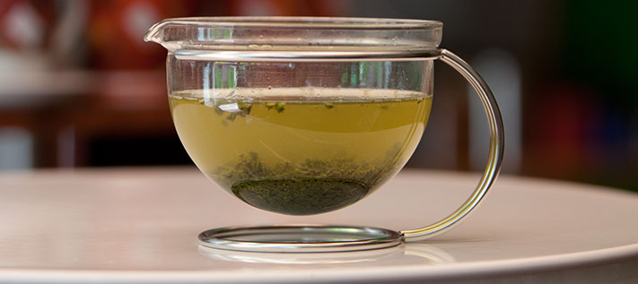 Grüner Tee, 1. Aufguss Grüntee wegschütten, Teemythos, Zubereitung Grüner Tee