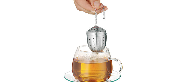 Zubereitung von Tee, Tee-Ei, Tee-Filter, Papierfilter