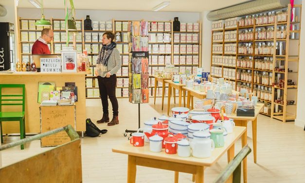 Teekauf in Nürnberg: Ja wo bleibt sie denn?