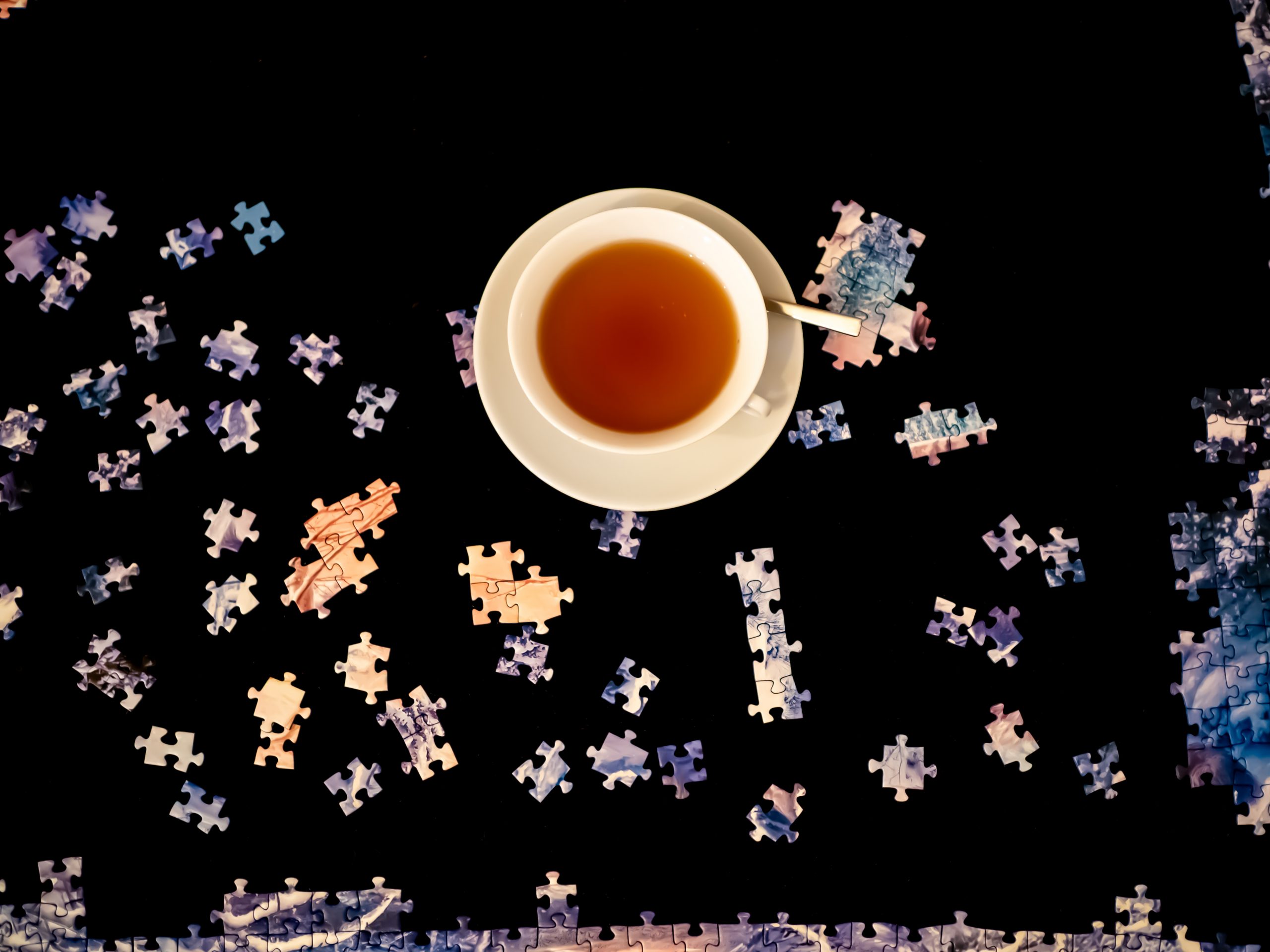 Puzzle und Tee Foto: ©Tobias Amann